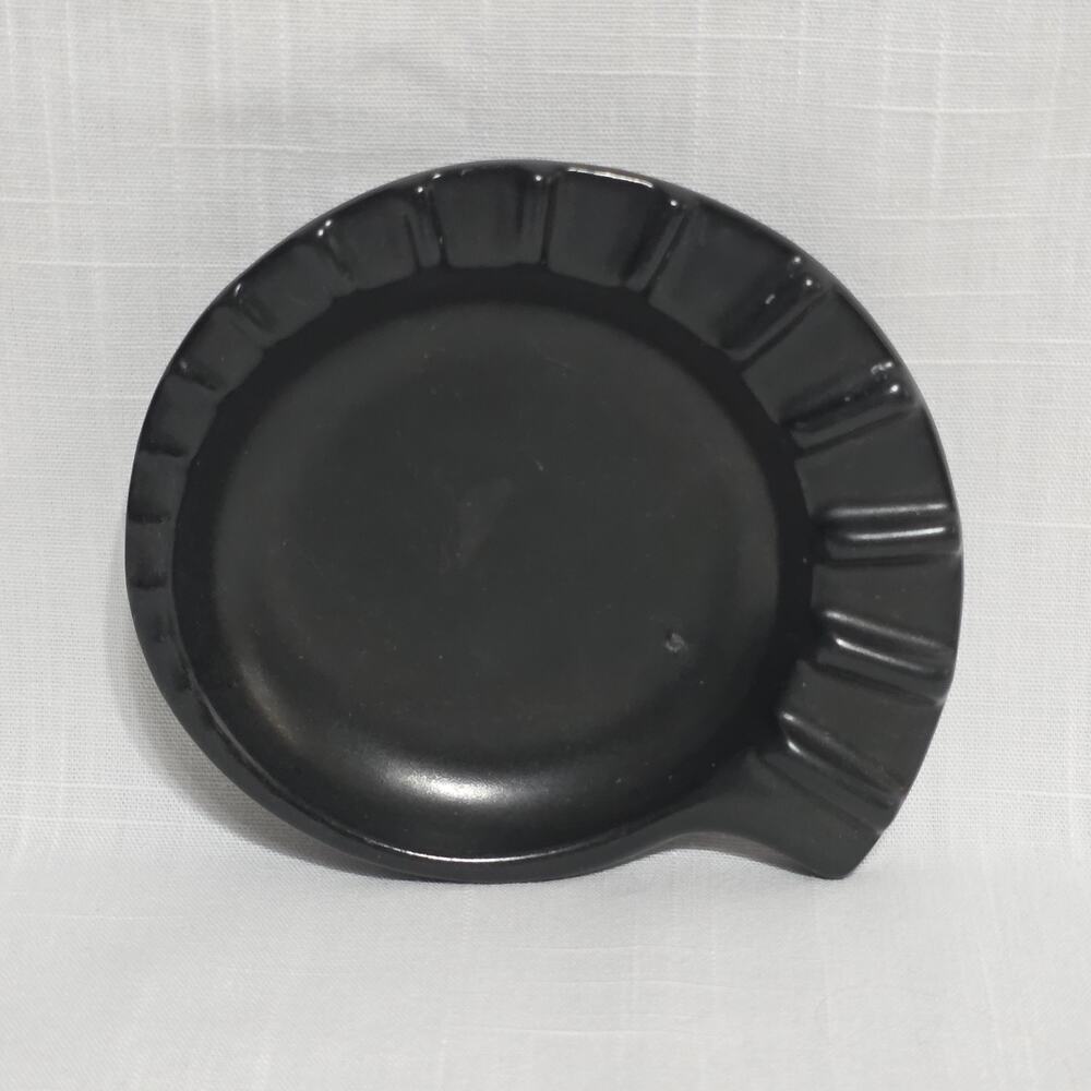 Vintage ATC California USA Black Pottery Ashtray Round Cigarette Cigar Rest 4.5"